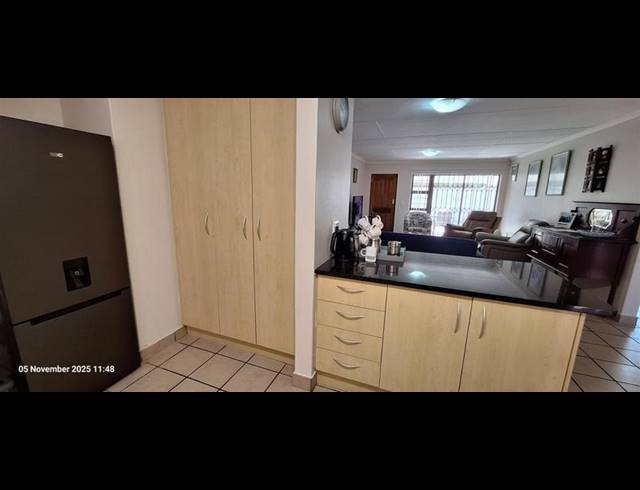 3 BEDROOM HOUSE FOR SALE IN HERSHAM